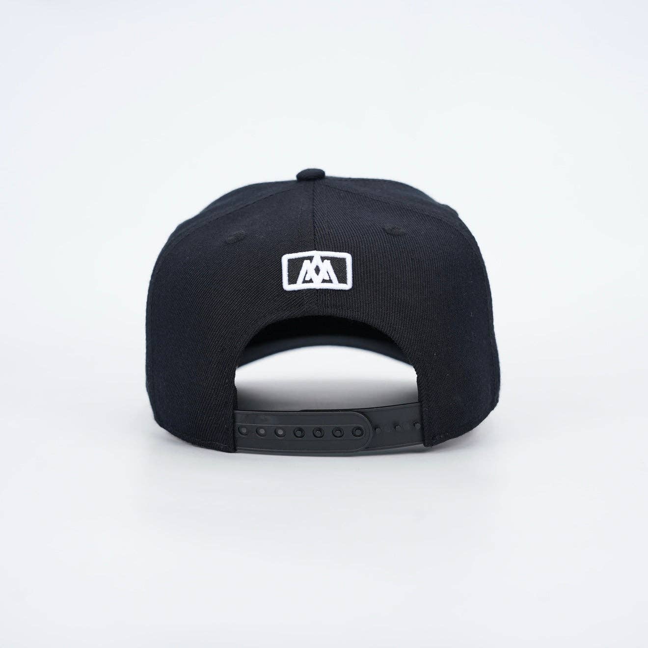Malta Apparel LLC - ‘SERVANT’ Premium Wool Blend SnapBack - Black/White