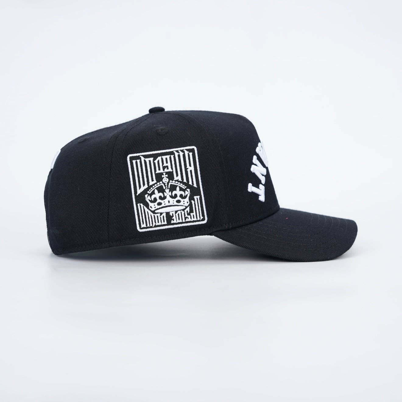 Malta Apparel LLC - ‘SERVANT’ Premium Wool Blend SnapBack - Black/White